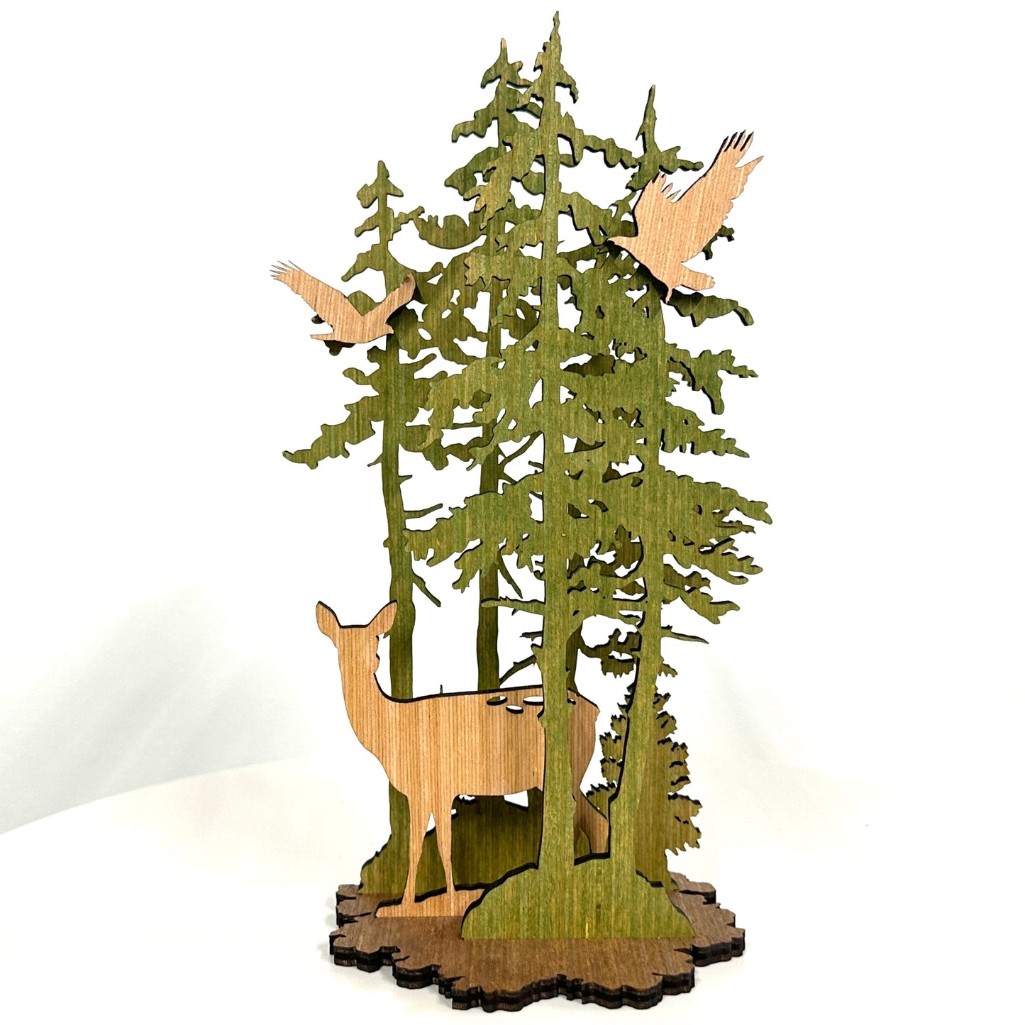 Three Dimension Whitetail Doe Scene Centerpeice