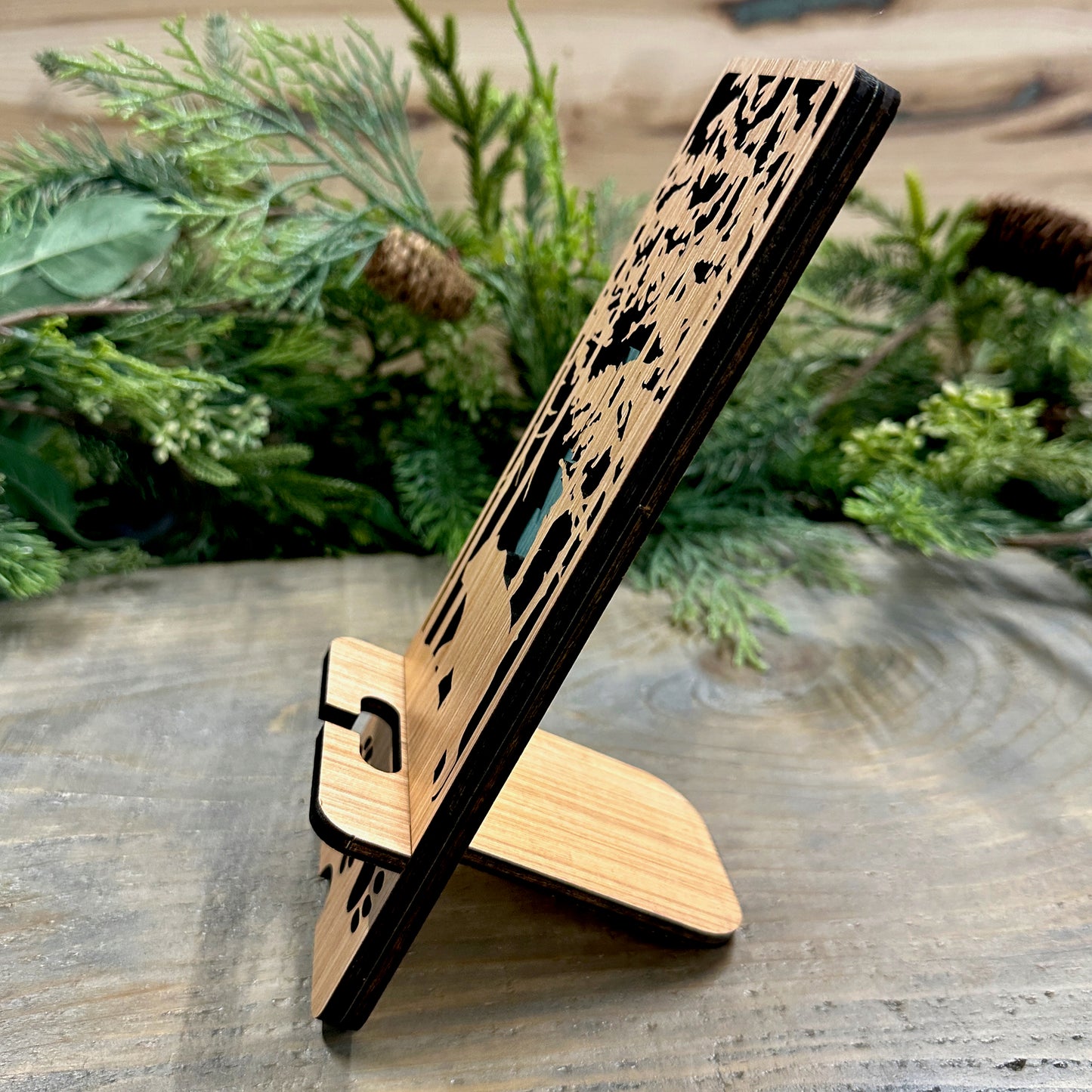 Wood Phone Stand and Decor - Bear in Forest