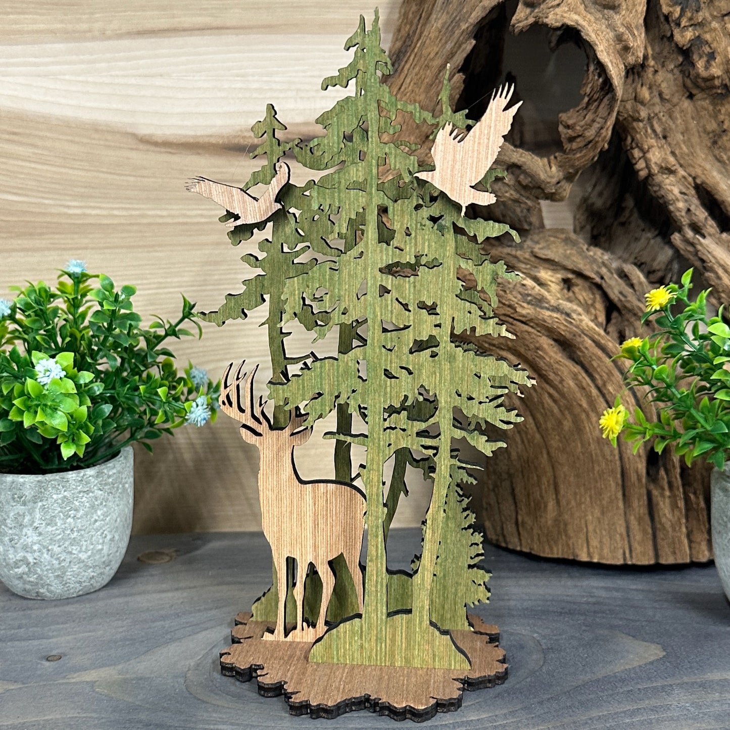 Three Dimension Whitetail Buck Scene Centerpiece