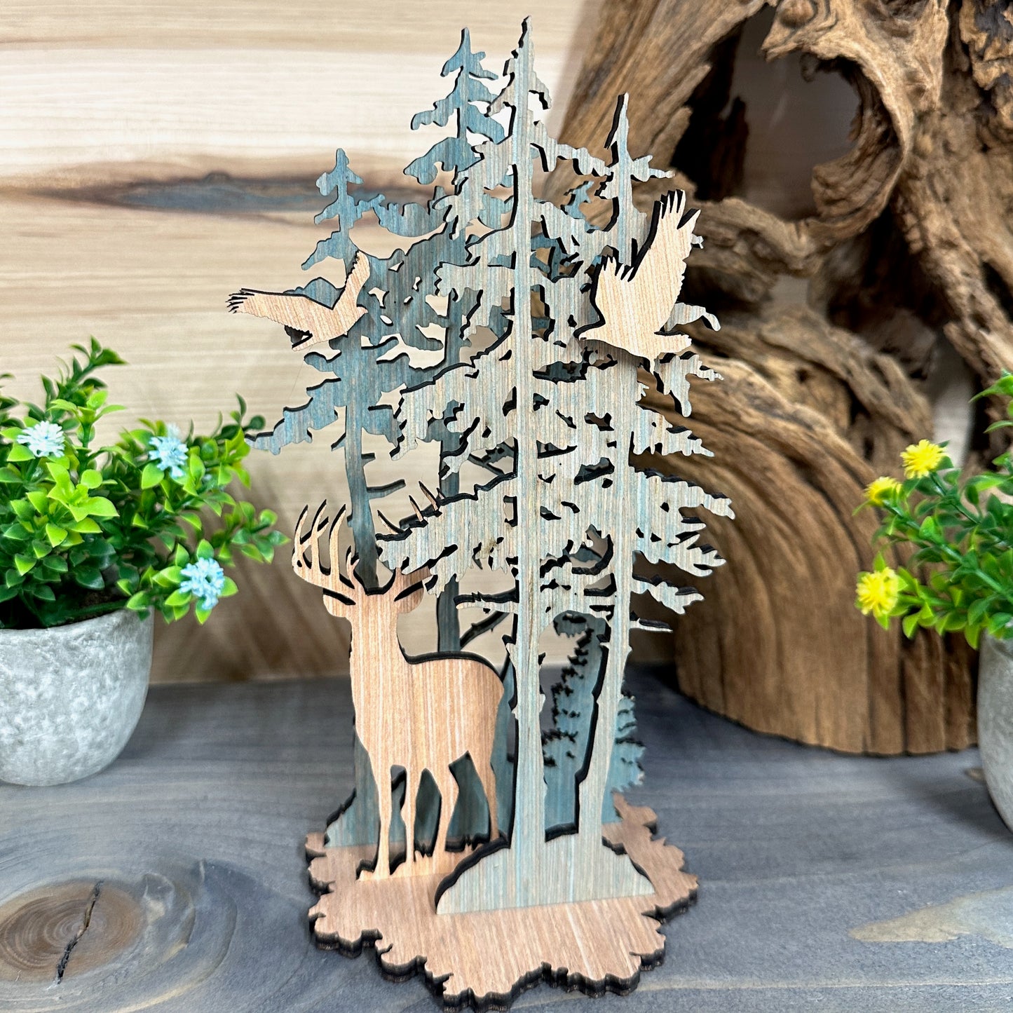 Three Dimension Whitetail Buck Scene Centerpiece