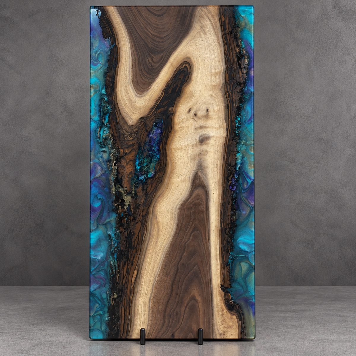Midnight Aurora – Handcrafted Wood & Epoxy Art