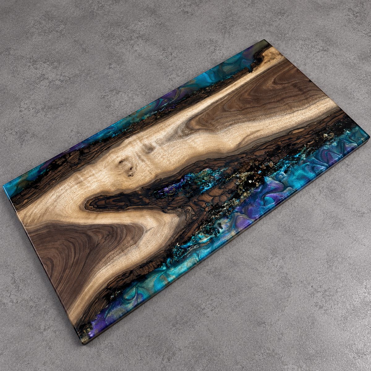 Midnight Aurora – Handcrafted Wood & Epoxy Art