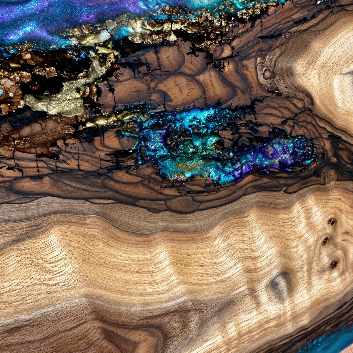 Midnight Aurora – Handcrafted Wood & Epoxy Art