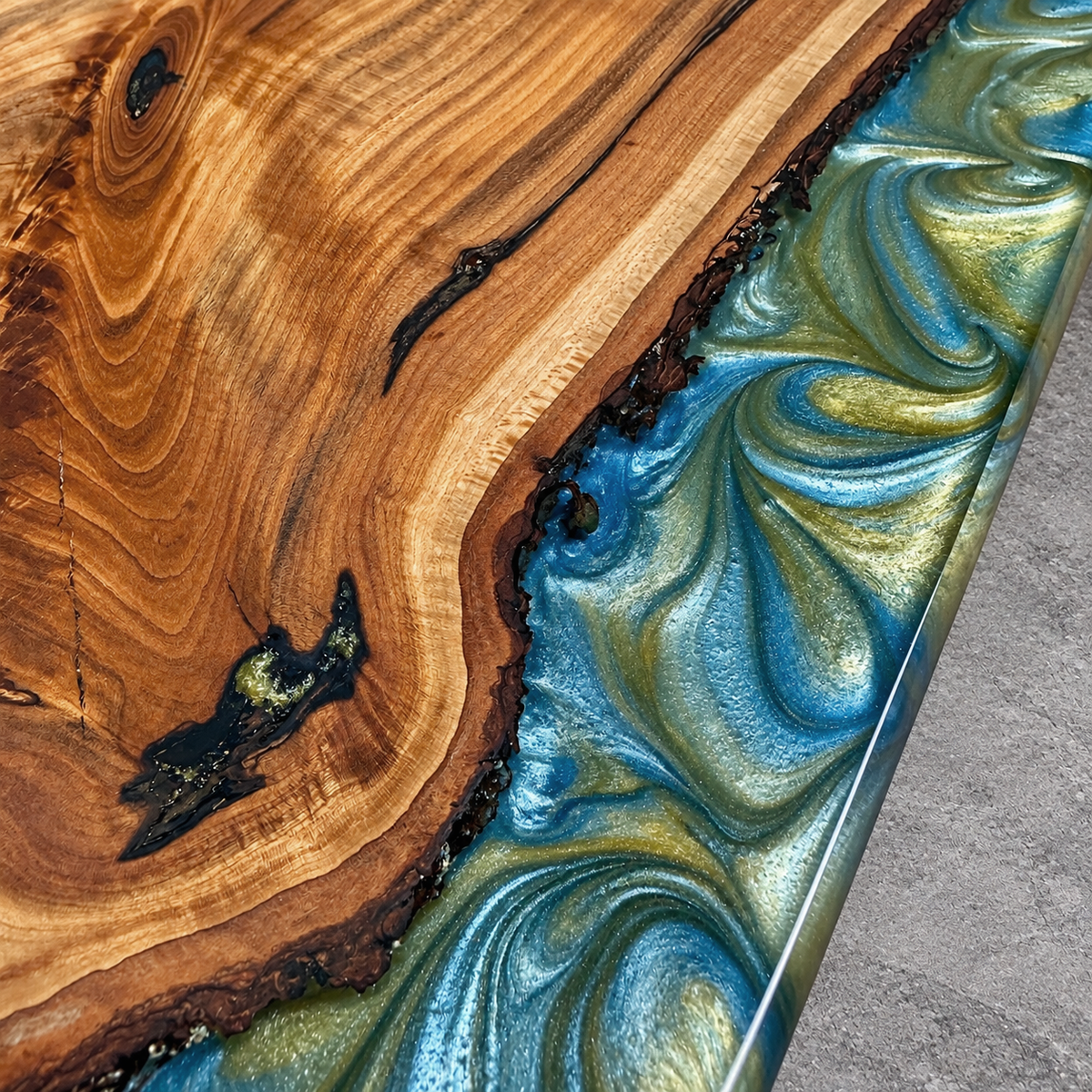 Coastal Current – Handcrafted Wood & Epoxy Art